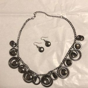 Necklace & Earring set